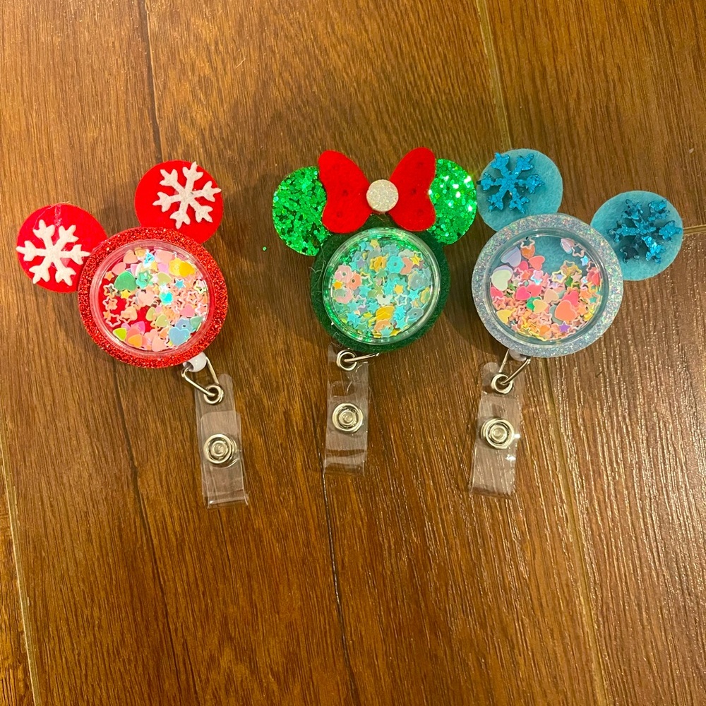 Holiday Mickey Badge Reels- set of 3 NEW